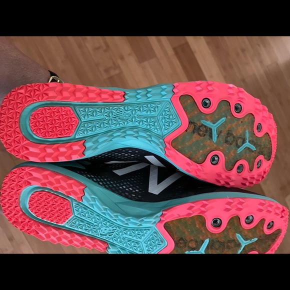 New Balance Racing shoes for Track and Field - Picture 3 of 4